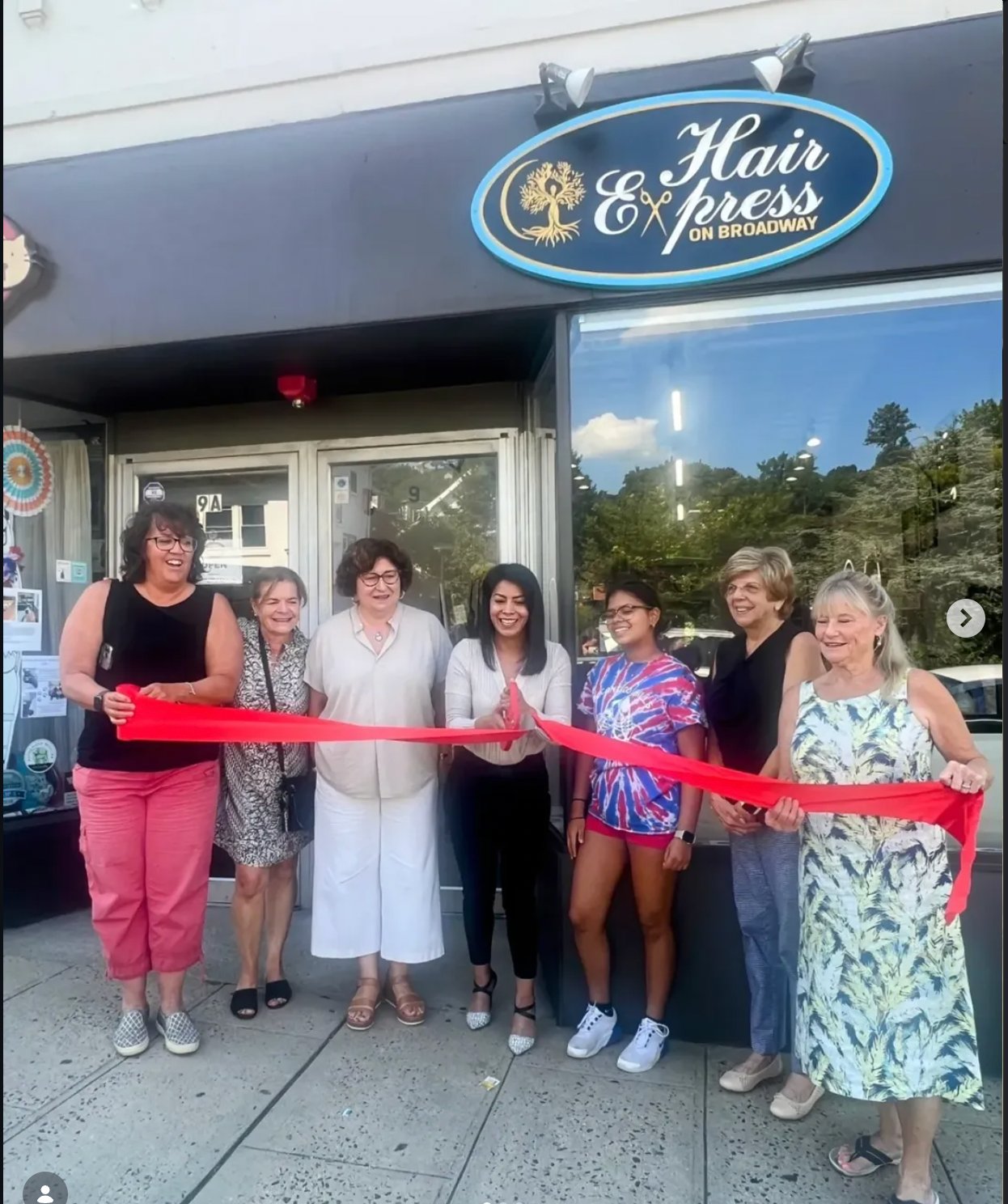 Hair Express on Broadway storefront